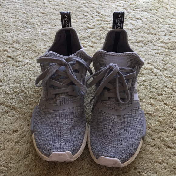 Adidas NMD R1 Size 10.5 - Picture 3 of 5